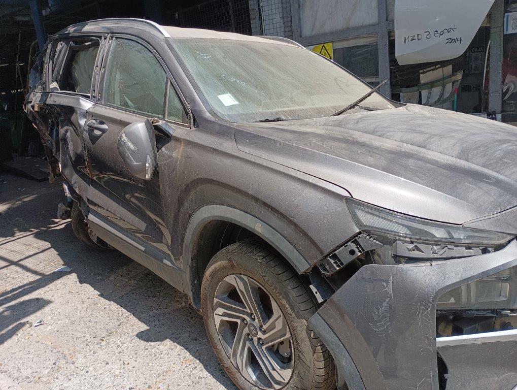  Hyundai SANTA FE 2021    EN DESARME